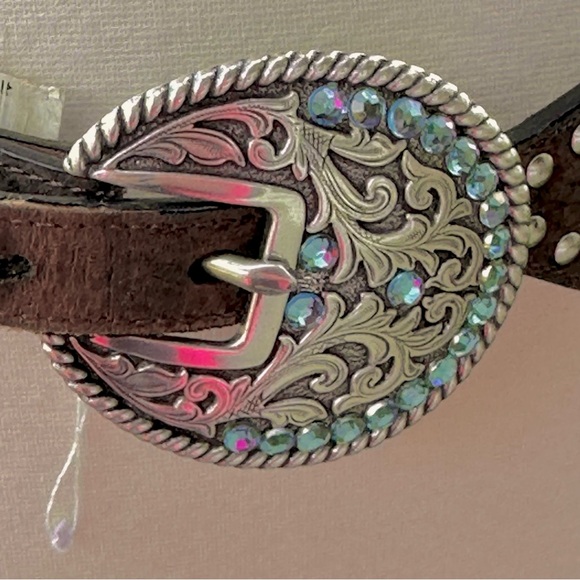 Ariat Women’s Handcrafted Brown Leather Belt Limited Edition Rhinestone Buckle - Picture 3 of 15